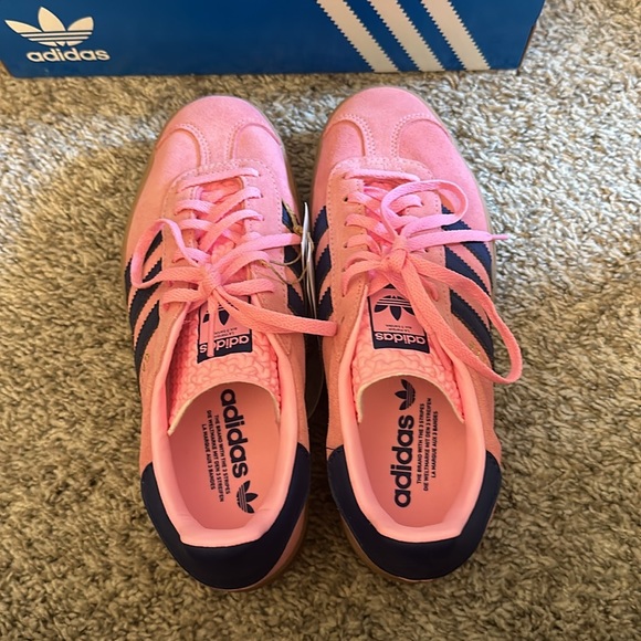 ‼️SOLD‼️Adidas Gazelle Bold Women’s in Pink Glow - Picture 2 of 10